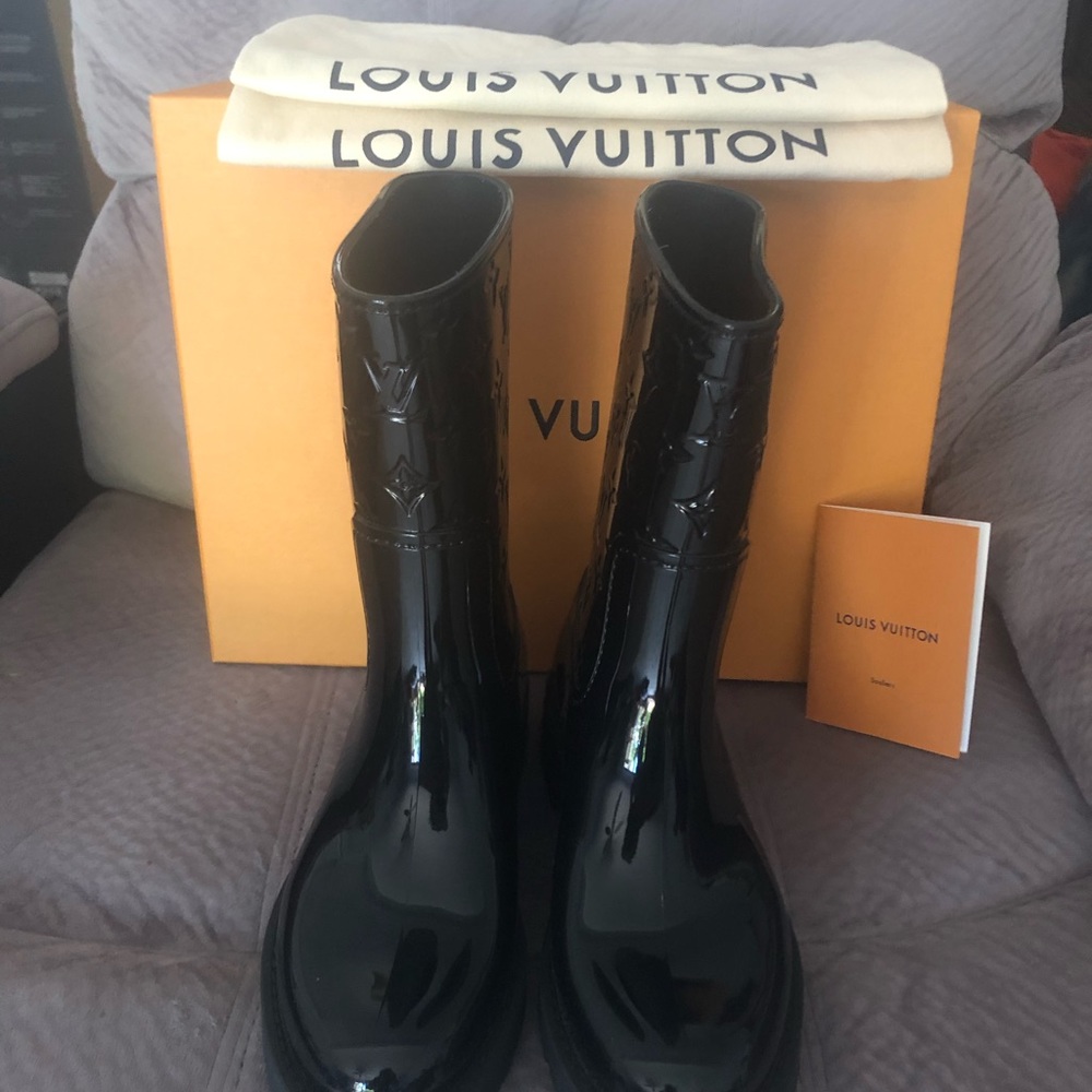 Louis Vuitton Boots Size 6